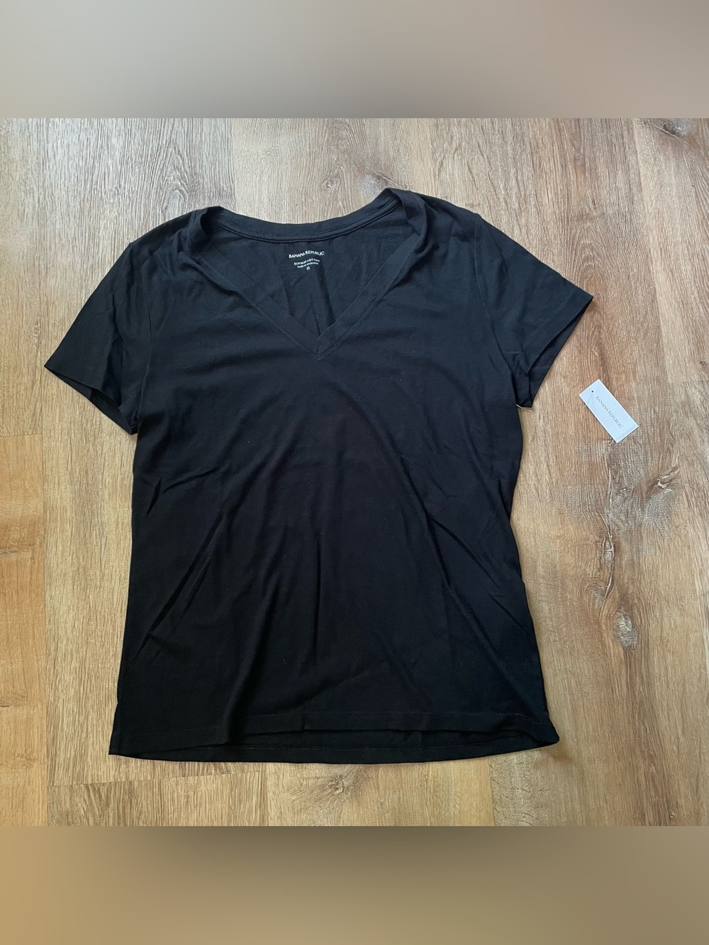 New Banana Republic v-neck top